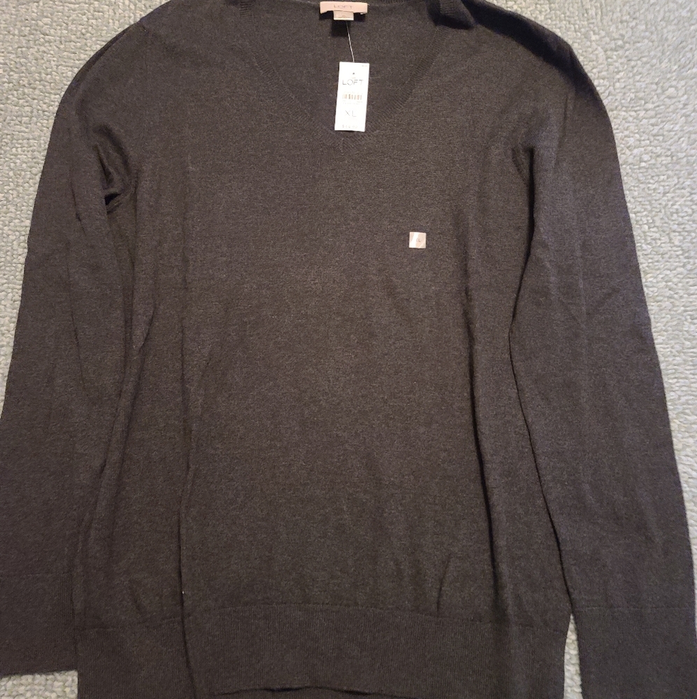 Women's V Neck Sweater